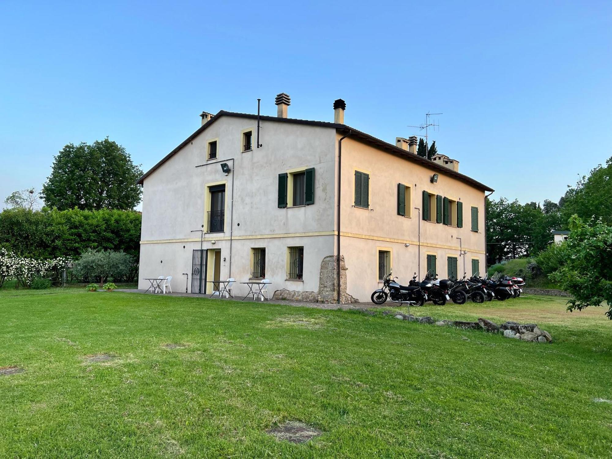 Bed and Breakfast R&B Del Monte Forlì Esterno foto