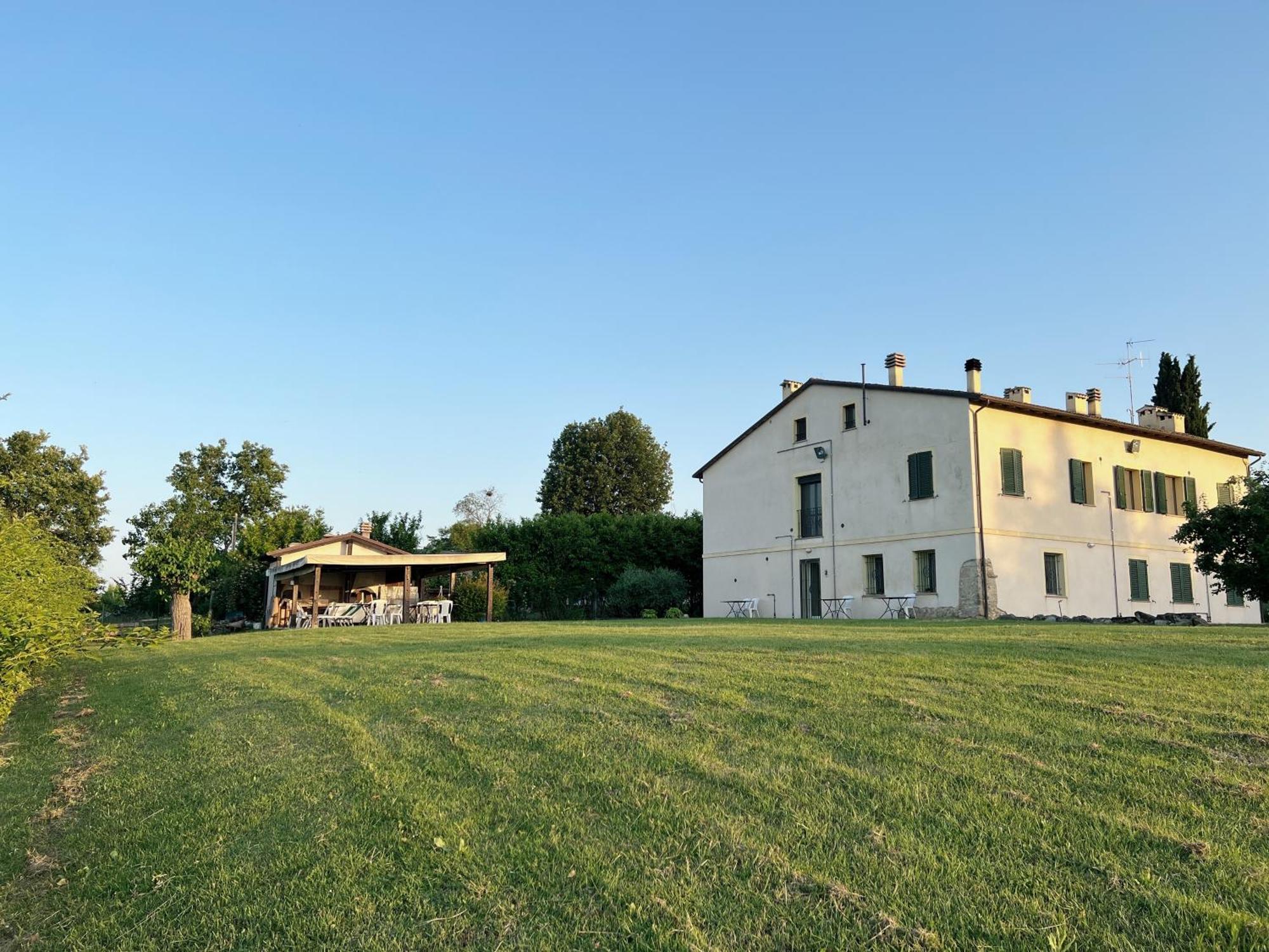 Bed and Breakfast R&B Del Monte Forlì Esterno foto