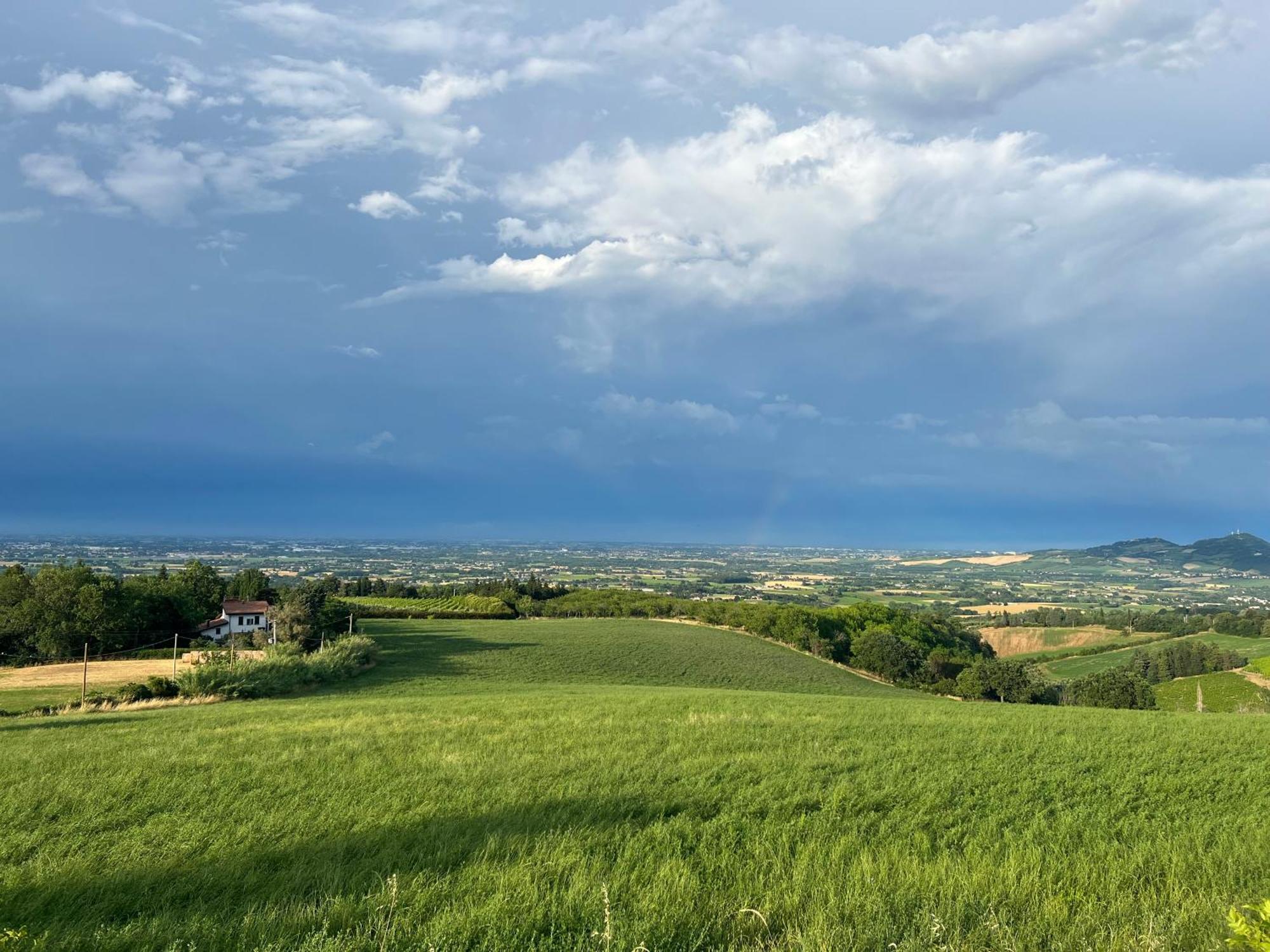 Bed and Breakfast R&B Del Monte Forlì Esterno foto